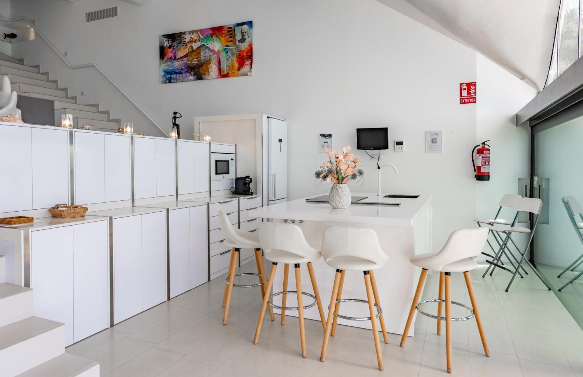 Rentitspain Casa Del Acantilado Piscina Climatizada Salobreña Eksteriør bilde